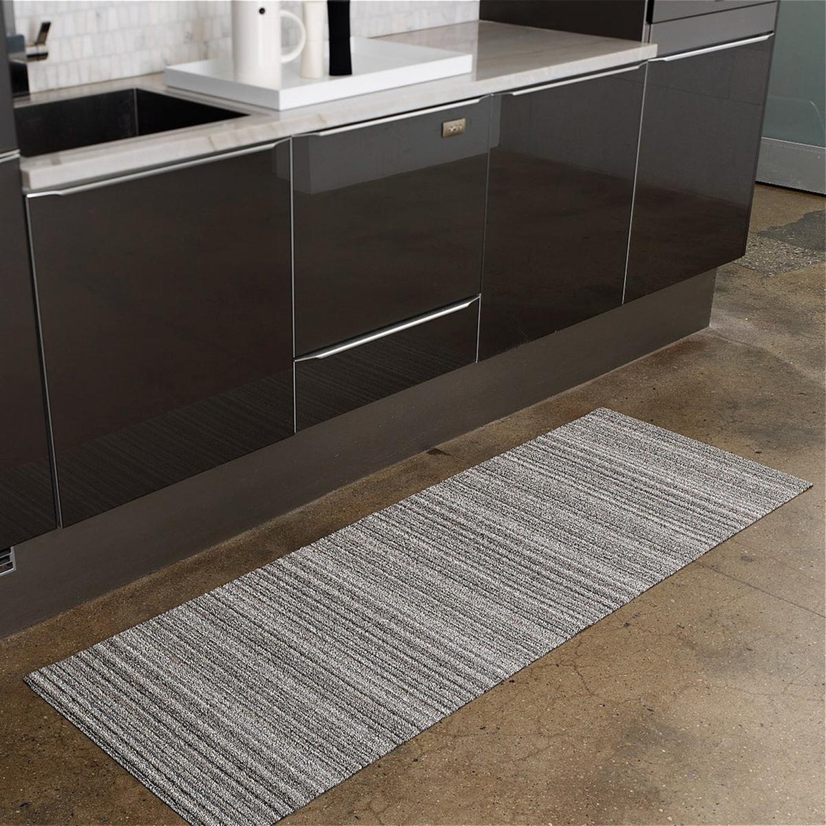 Chilewich Utility Mat Skinny Stripe Birch 61x91cm - Image 5