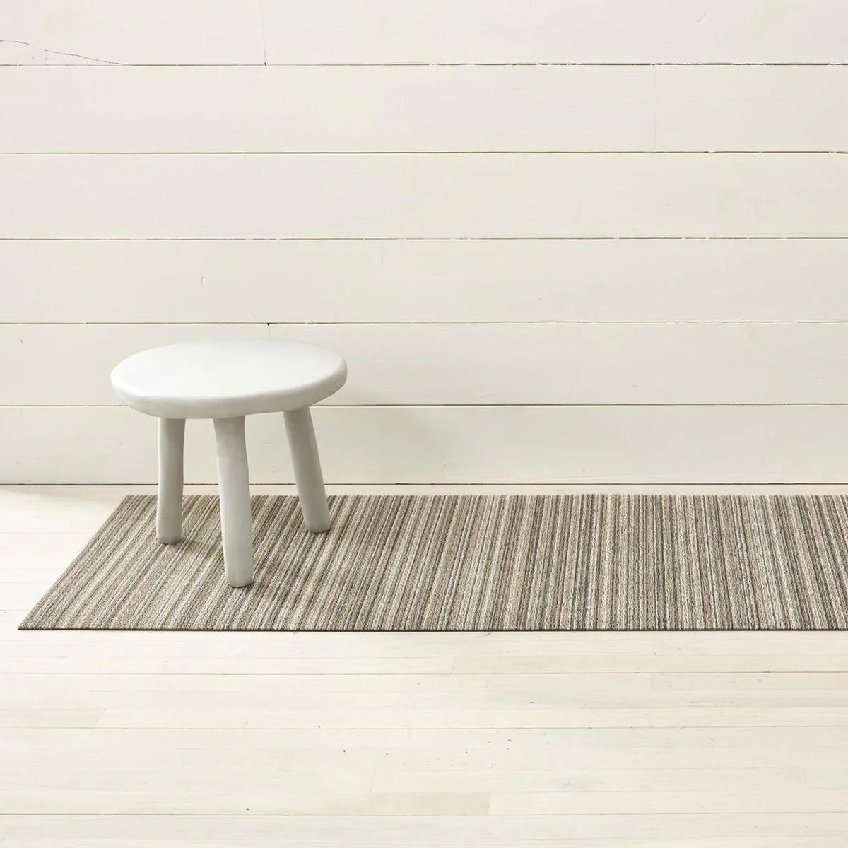 Chilewich Utility Mat Skinny Stripe Birch 61x91cm - Image 9