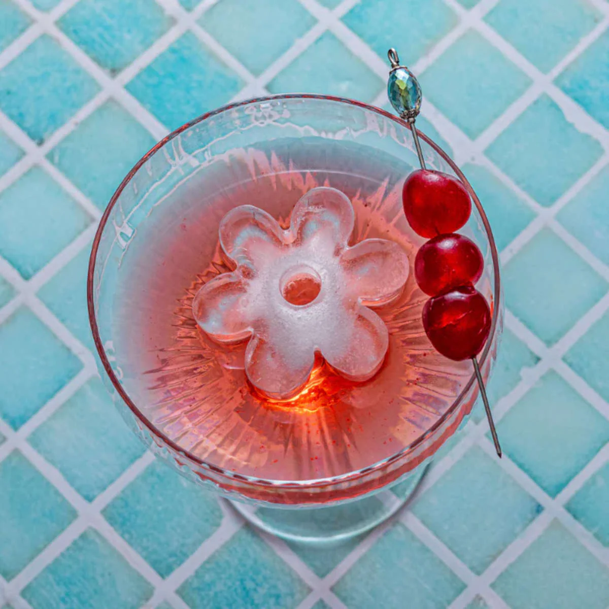 Drinks Plinks Buttercup Daisy Ice Mould Tray Yellow - Image 5