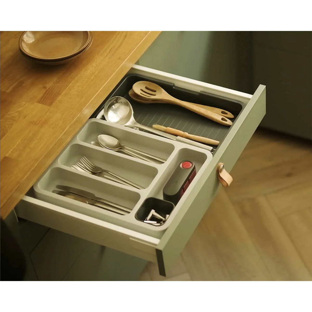 Joseph Joseph DrawerStore Expandable Cutlery Tray Grey - Image 4