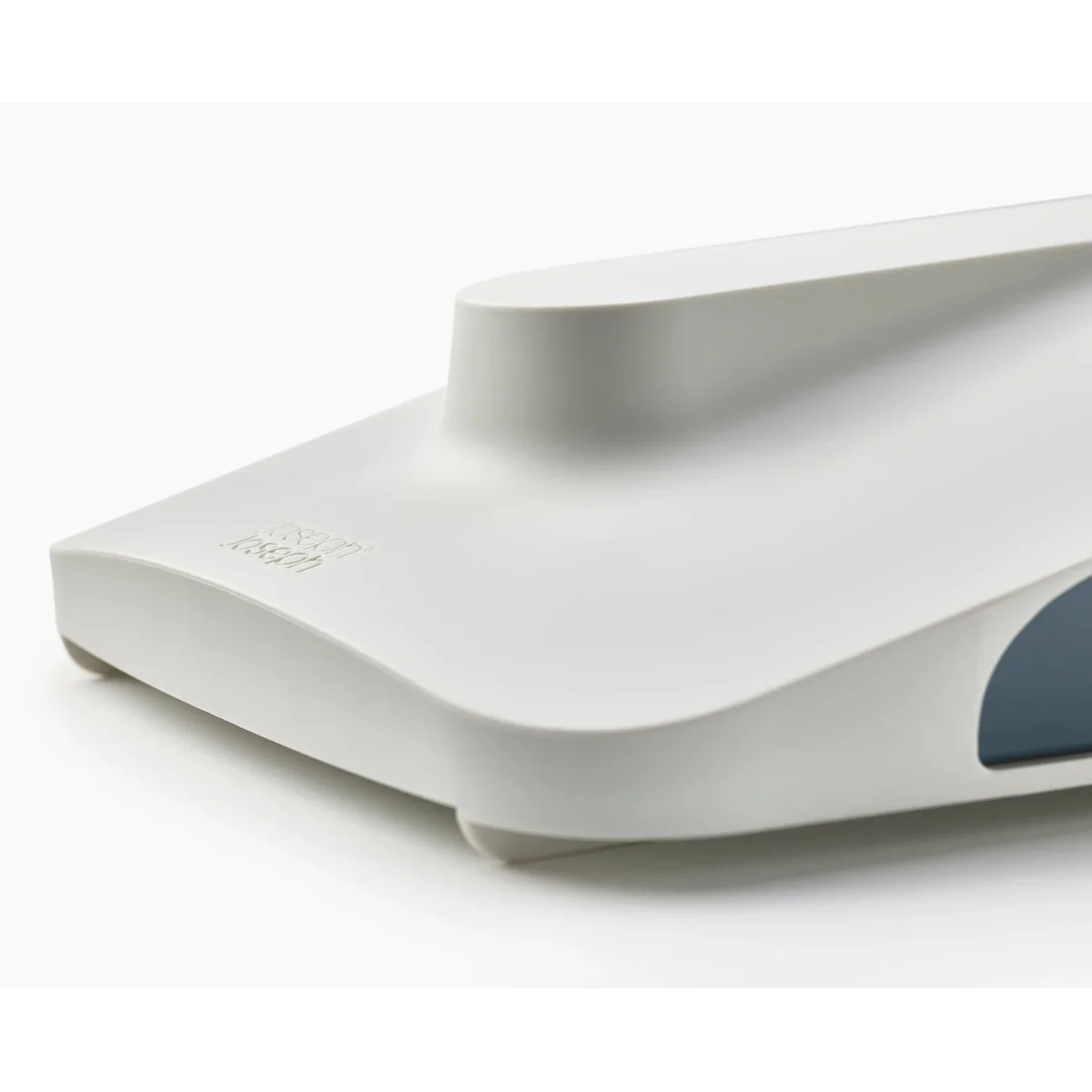 Joseph Joseph CleanStore Blue Wall-mounted Dustpan & Brush Blue - Image 3