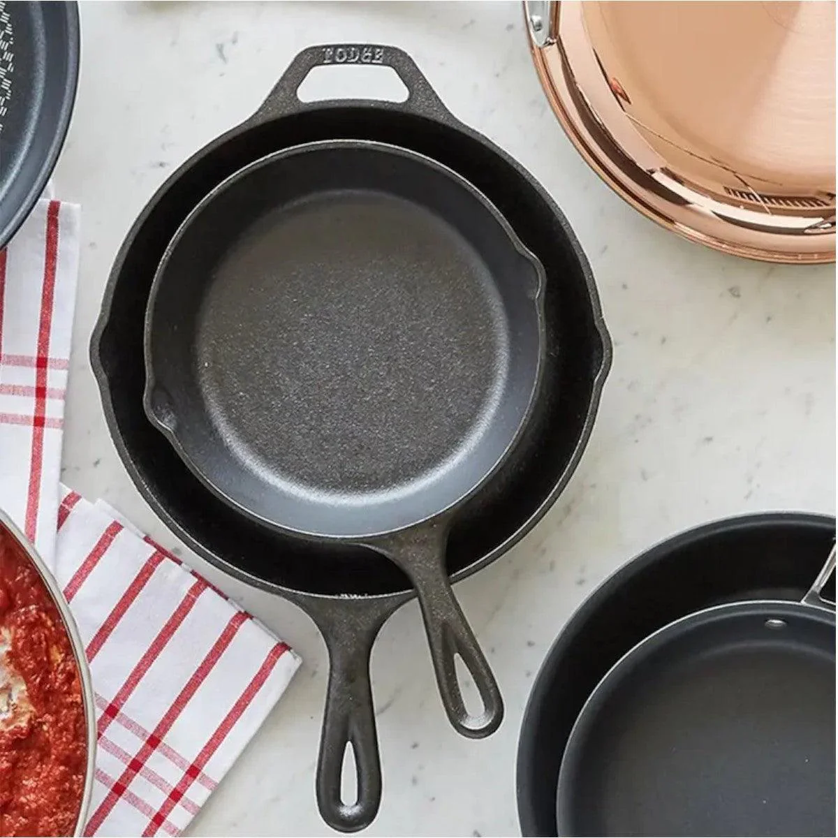 Lodge Cast Iron Skillet 20cm - Image 4