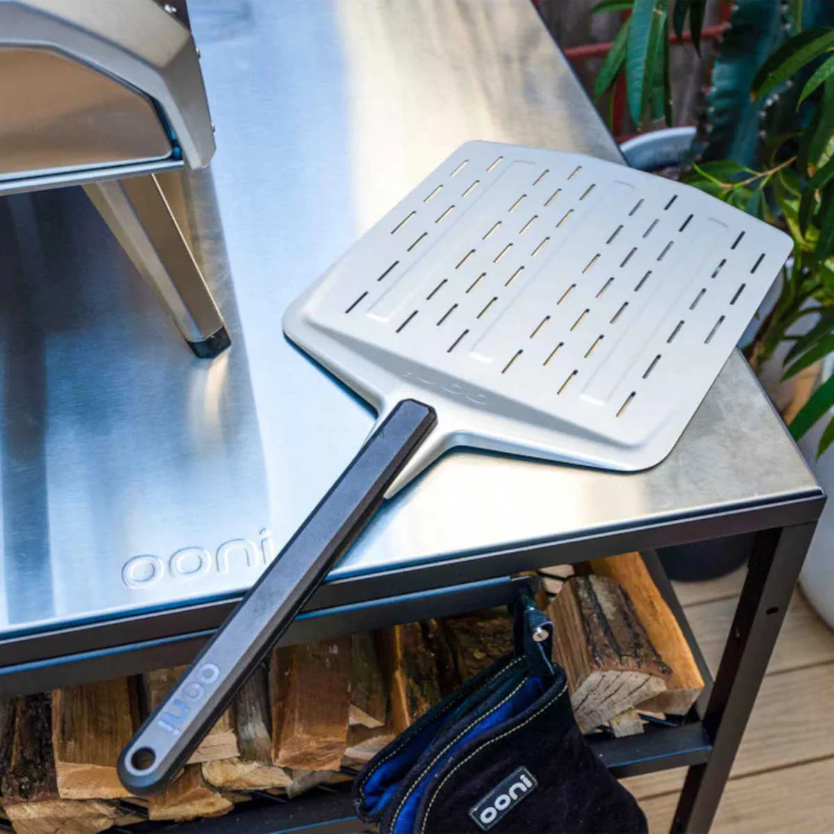 Ooni Perforated Pizza Peel 30cm - Image 3