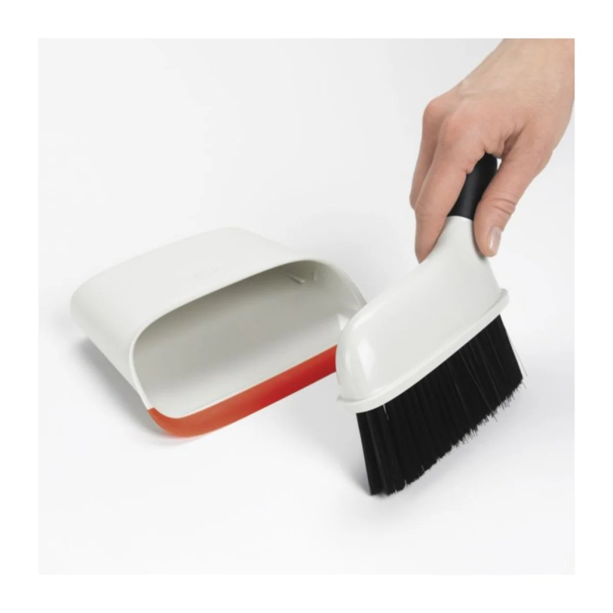 OXO Compact Dustpan And Brush Set - Image 4