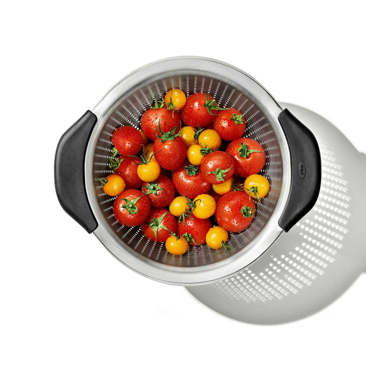 OXO Stainless Steel Colander 2.8L - Image 3