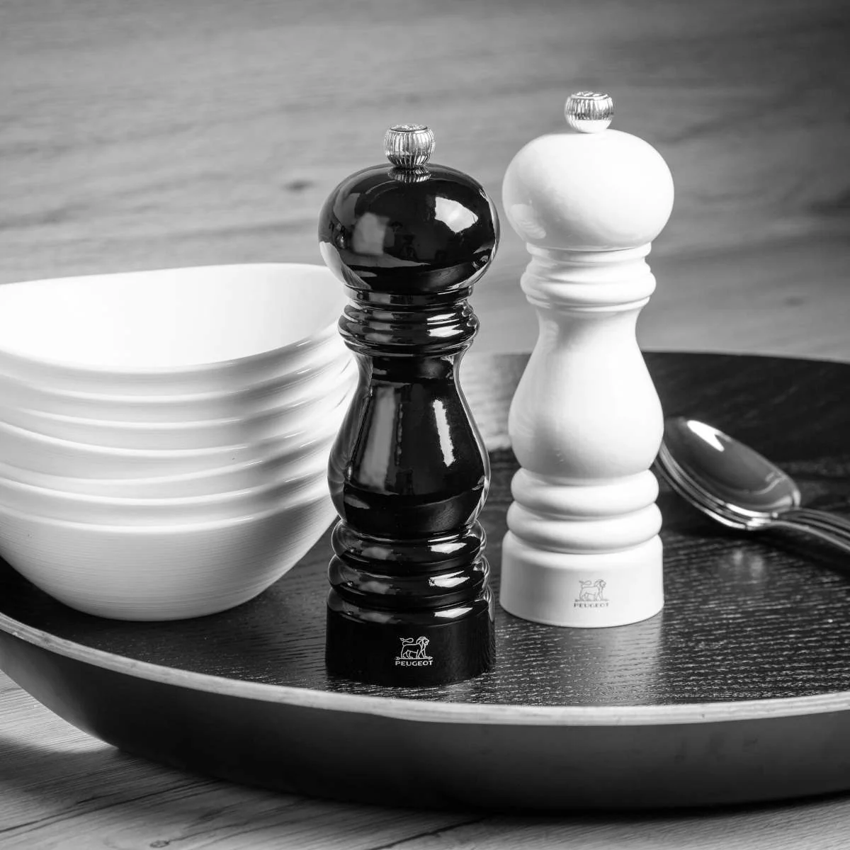 Peugeot Salt and Pepper Mill Duo Black and White Gloss 18cm - Image 4