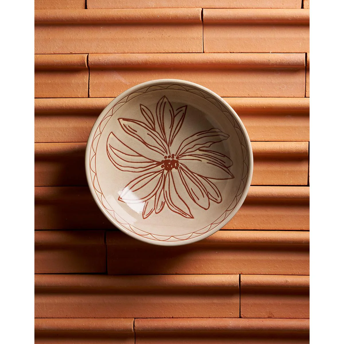 Robert Gordon June's Daisy Bowl Taupe 20cm - Image 2