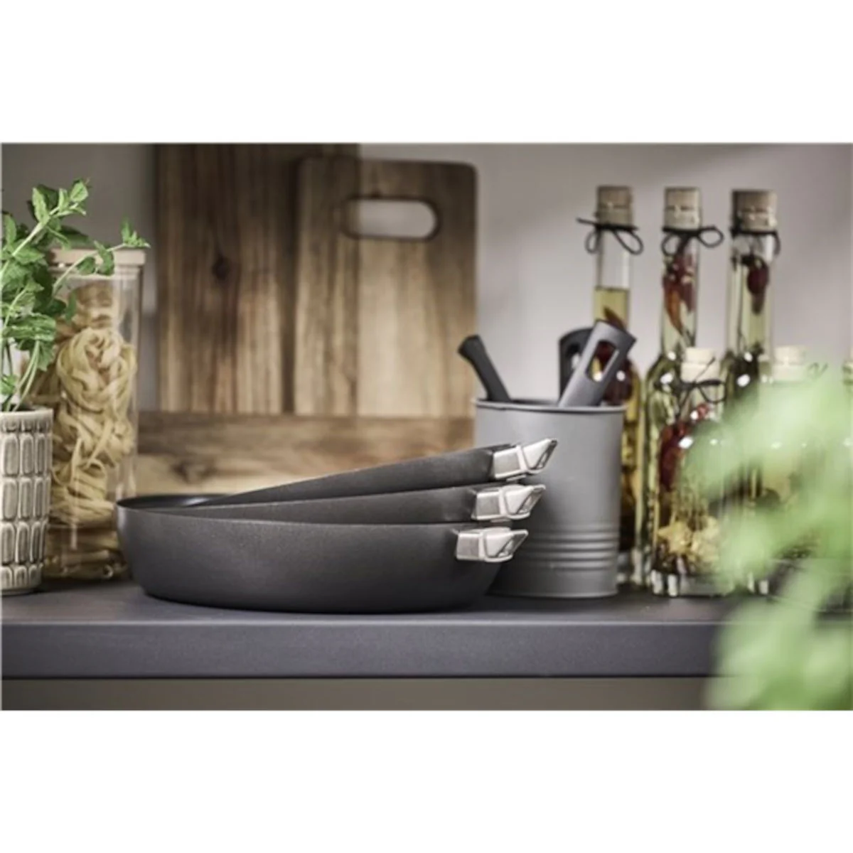 Scanpan Urban Detachable Handle Frypan 28cm - Image 5