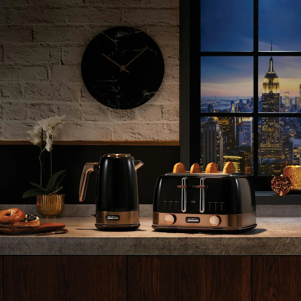 Sunbeam New York Collection Jug Kettle Black Bronze - Image 3