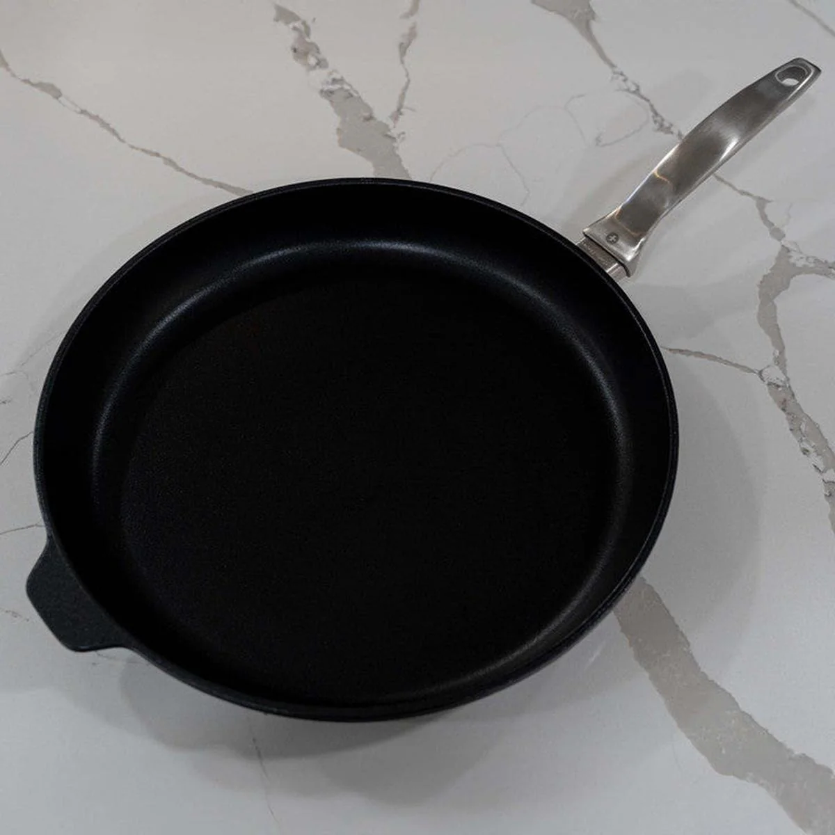 Swiss Diamond CXD Induction Frypan 32cm - Image 5