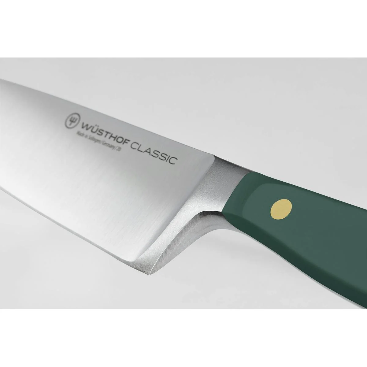 Wusthof Classic Colour Fresh Rosemary Santoku Knife 17cm - Image 4