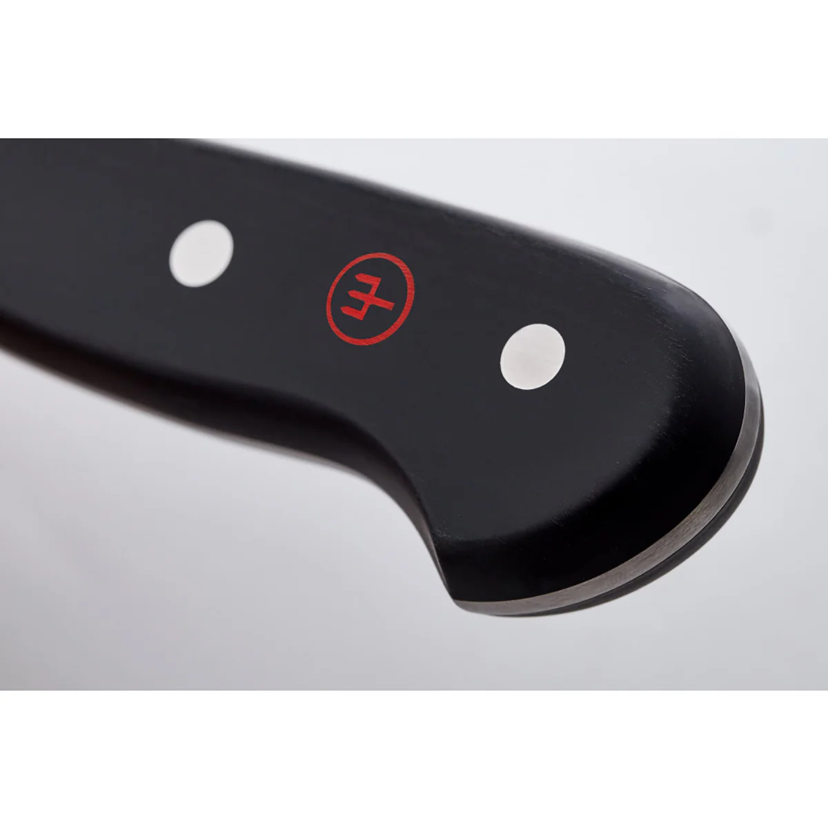 Wusthof Classic Hollow Edge Santoku Knife 17cm - Image 4